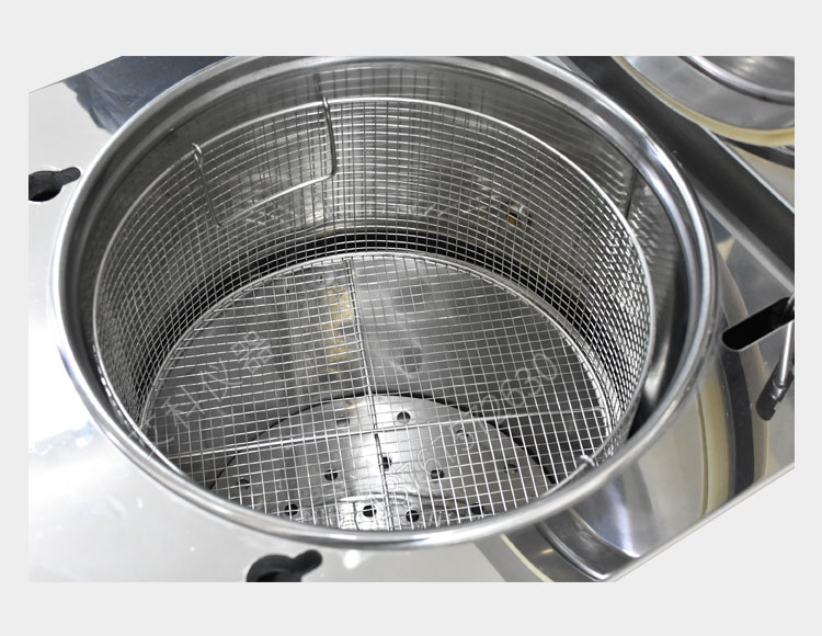 上海三申不銹鋼立式電熱蒸汽滅菌器YM75B（自動補水）壓力蒸汽滅菌鍋